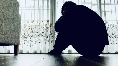 不登校・引きこもりを長引かせる家族のコミュニケーションの特徴とは？専門家が語る5つのポイント