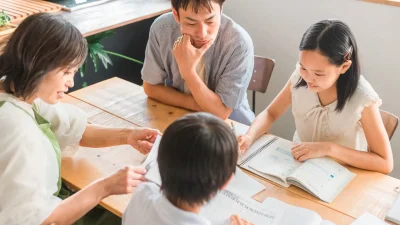 「中学受験を成功させるための親御さんのサポート：現役大学生の実体験と成功の秘訣」